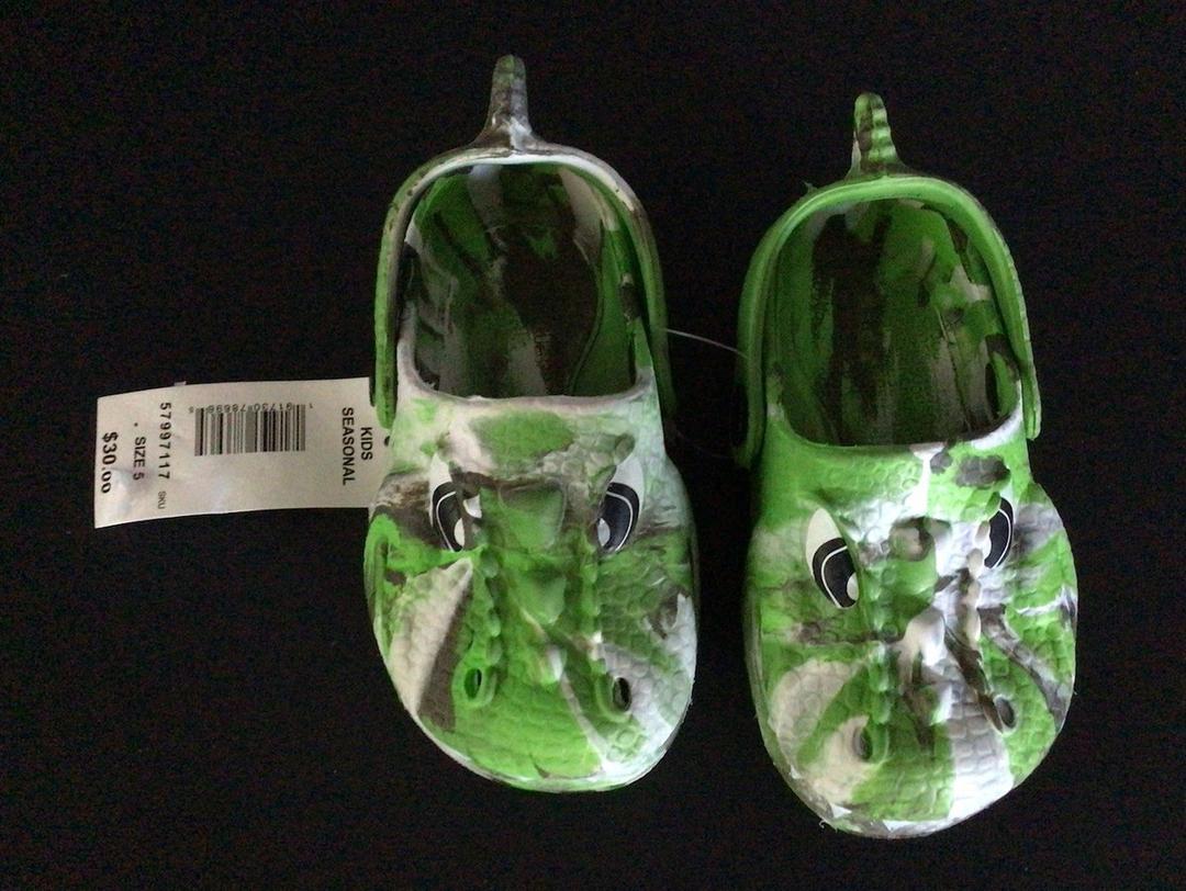 Kids Seasonal Crocs 6