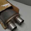Universal 409 Stainless Performance Exhaust Muffler, single in dual out muffle (2.5 in inlet 2.5 in dual outlet)