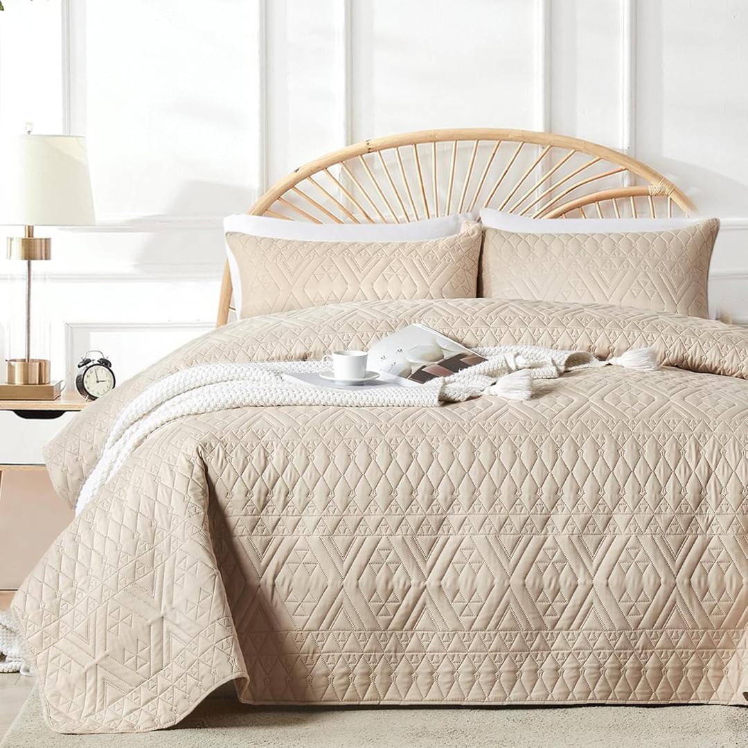 akkialla Full/Queen Size Quilt Bedding Set,Beige Lightweight Microfiber Soft Bedspread,Modern Style Geoetric Pattern Coverlet Set for All Seasons,3 Piece(1 Quilt,2 Pillow Shams)