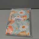 Thanksgiving Round Tablecloth 60 Inch Pumpkin Daisy Pattern Waterproof Dining Table Cover for Autumn Thanksgiving Heat Resistant Kitchen Decor Reusable Harvest Party Table Cloth