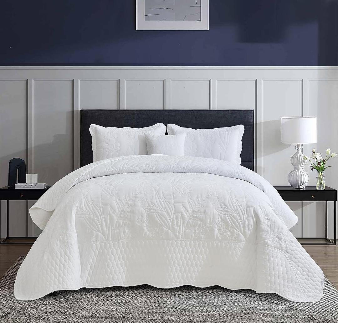 Bedspread oversized King 102x118，Beautiful Leaf Stitching，5 PCWhite
Premium quality stitching,Pet-Friendly Stitching,Microfiber Reversible,Versatile styling,Elegant,Durable & Easy Care