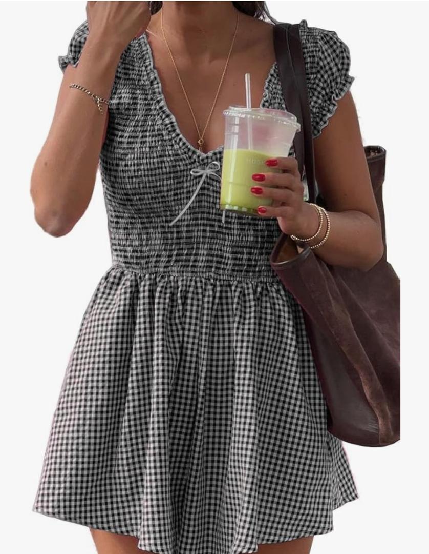 Womens Summer Gingham Rompers V Neck Puff Sleeve Smocked Wide Leg Plaid Shorts Dressy Jumpsuits, Size Medium