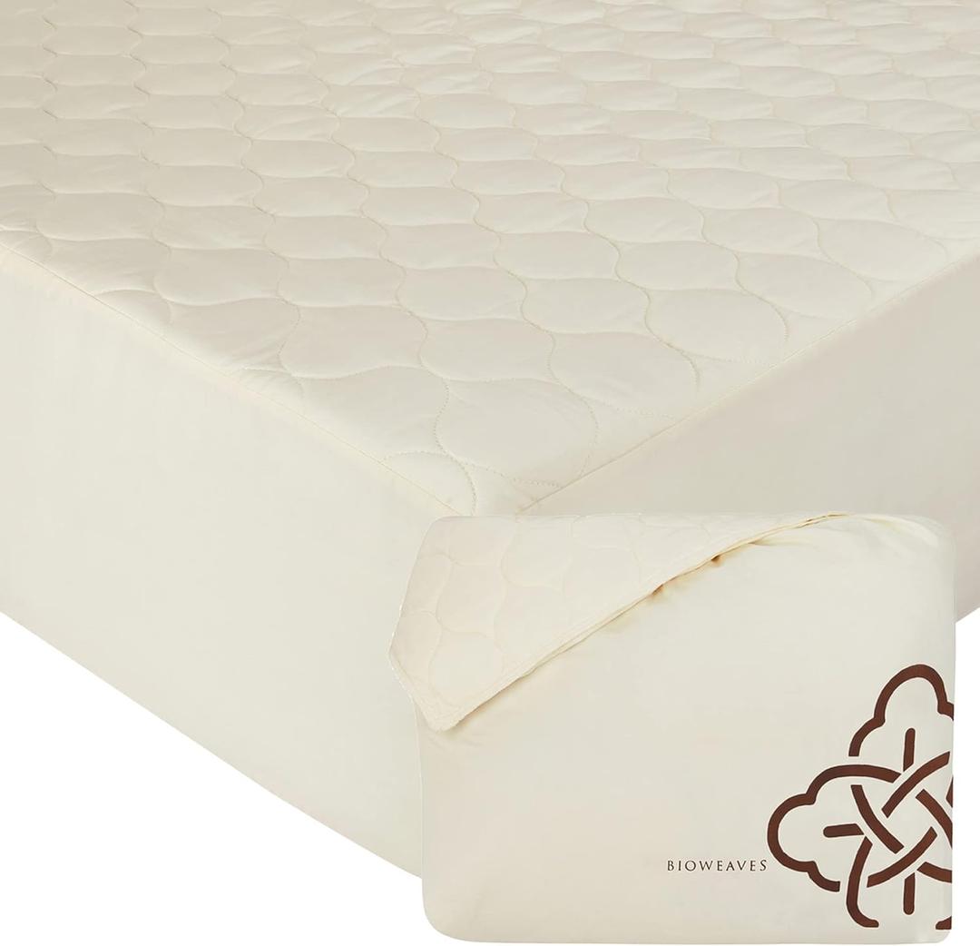 Bioweaves 100% Organic Cotton Mattress Pad Cover, GOTS Certified Cooling Quilted Fitted Mattress Topper & Protector with Soft Cotton Wadding - 20 Inch Deep Pocket, Queen