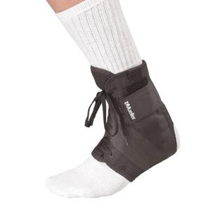 MUELLER Sports Medicine Soft Ankle Brace with Straps, Ankle Pain Relief Support for Men and Women, Ideal for Sprains, Strains, Arthritis, Black, X-Small