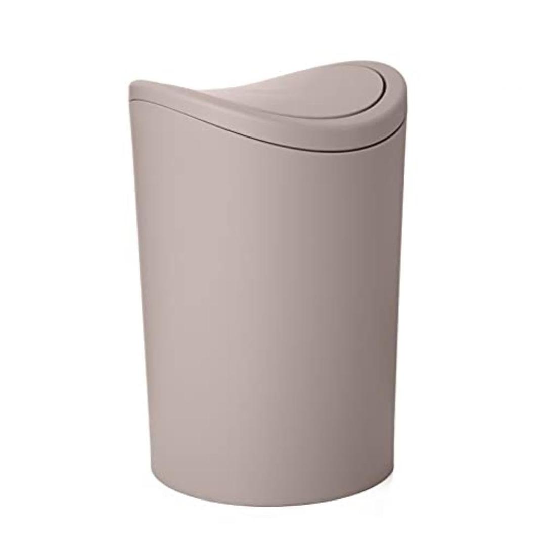 Superio Mini Bathroom Trash Can with Lid, Modern Mini Waste Bin with Swing Lid (1 1/2 Gallon, 6 Liter) Plastic Garbage Can for Kitchen, Bathroom, Bedroom, Office, Under Desk (1, Taupe)