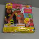 Play-Doh Barbie Florals and Fringe Set, Make Doll Clothes with Modeling Compound & 9 Fashion Accessories, Arts & Crafts for Girls & Boys 5+