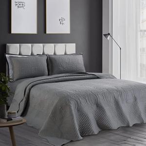 HOMBYS Oversized King Bedspreads 122"x138", Quilt Set Extra Wide & Lightweight Bedding Set, Soft, Durable & Breathable Coverlet for All Seasons, 3 PCS, (Grey, 122"x138")