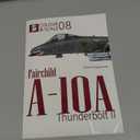 Fairchild A-10 Thunderbolt II (Colour & Scale) (English and Polish Edition)