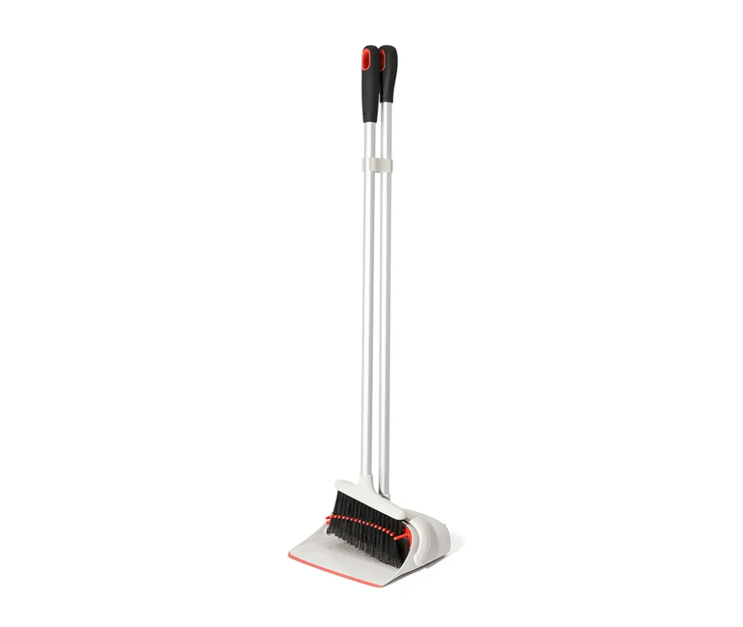 OXO Good Grips Upright Sweep Set