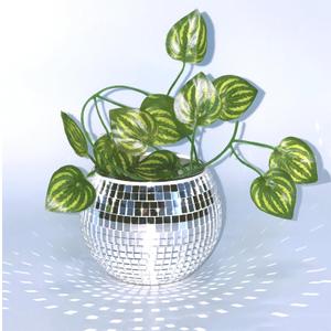 Disco Ball Planter,Disco Ball Vase,Disco Ball Flower Pot,Disco Ball Bowl,Disco Plant Holder,Silver Mirror Glass Disco Ball Decor Vase for Table Centerpieces,Party,Bar,Office,4 * 5 * 5IN