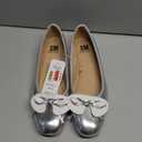 SM New York Womens Zion Ballet Bow Flats 10M