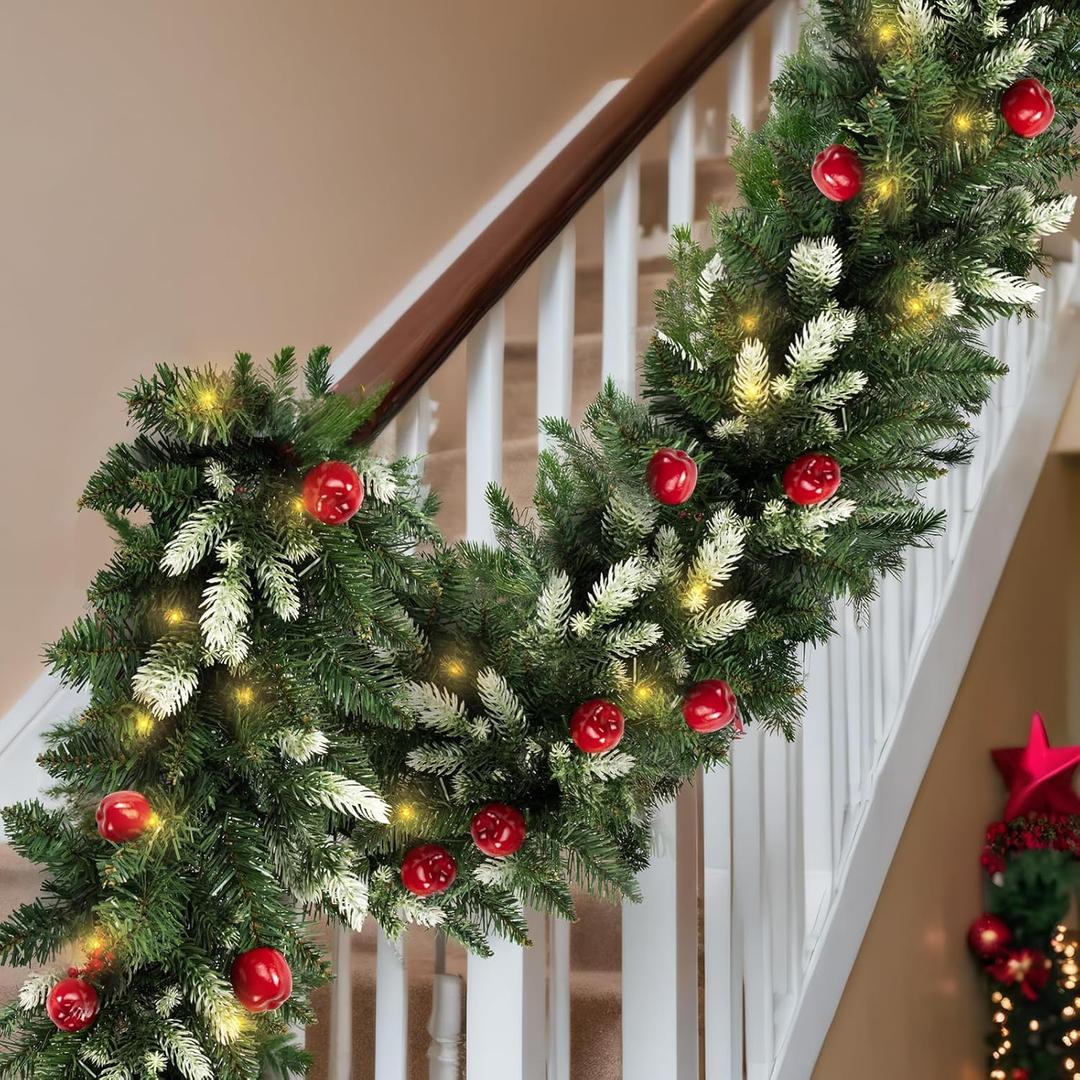 Fohil 9FT Christmas Garland, 8 Modes Pre-lit Artificial Xmas Garland with 60 LED Lights, Battery Operated Green Rattan Garland with Red Berries for Mantle Fireplace Stair Wreath Christmas Decoration