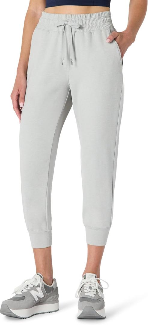 Amazon Essentials Women's Athletic Soft Performance Lightweight Cropped Capri Workout Jogger Sweatpants (Space Dye Dove, XS)