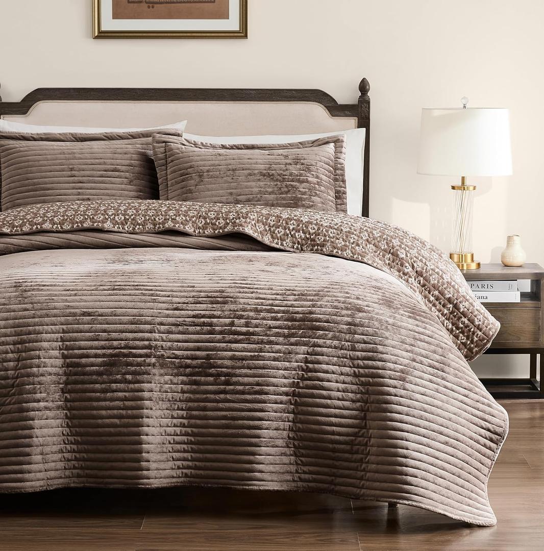 WDCOZY Velvet Queen Size Quilt Set - Beige Striped Soft Lightweight Bedspread, Tan Neutral Channel Farmhouse Country Rustic Coverlet, Taupe Camel Modern Bedding Kakhi Warm Thin Comforter, 3 Pieces