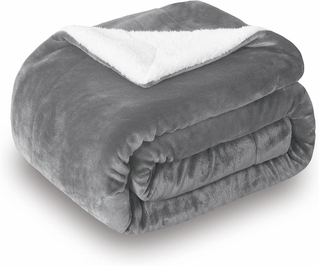 SOCHOW Sherpa Fleece Throw Blanket, Double-Sided Super Soft Luxurious Plush Blanket TwinSize 60 inchx80 inch, Grey