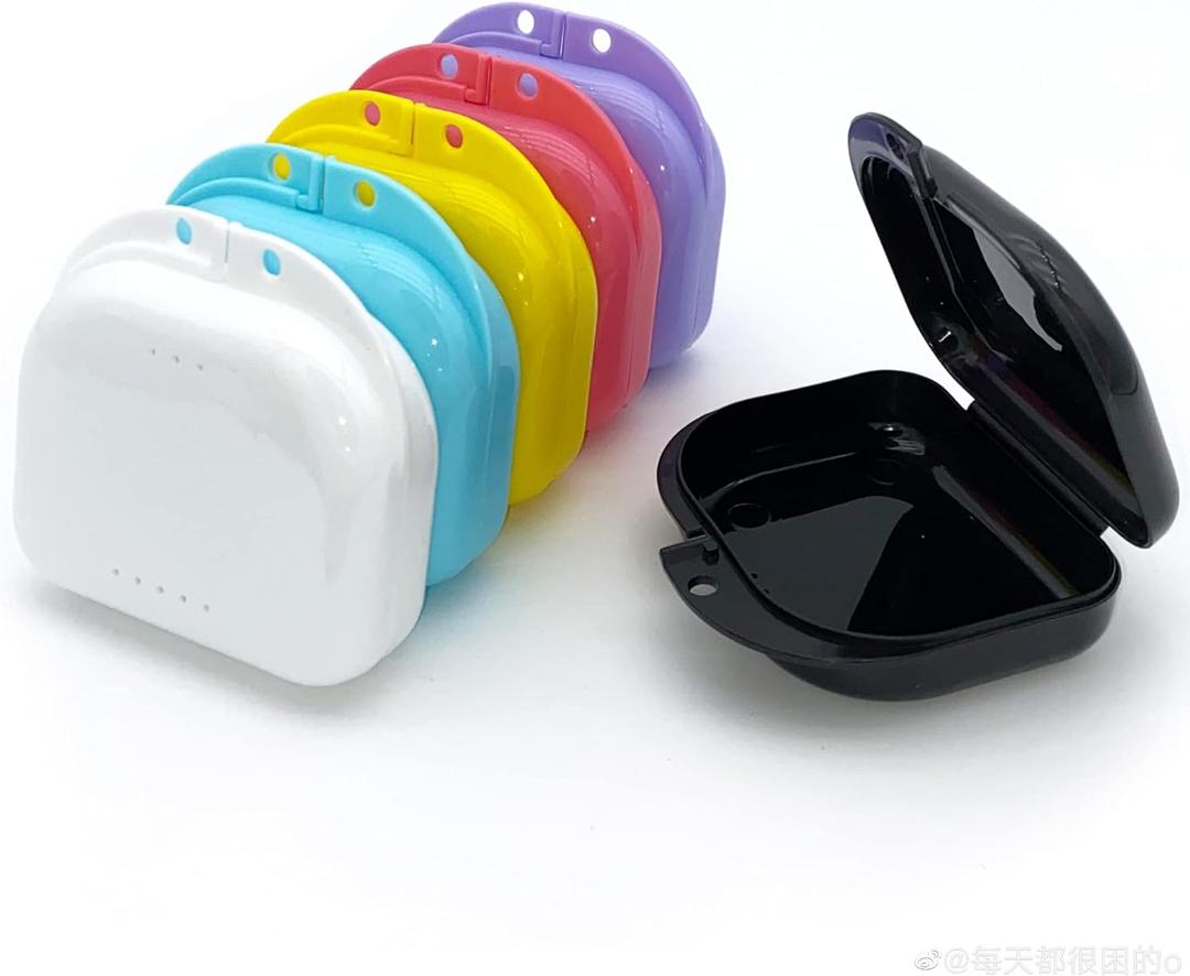 Retainer Case with Vent Holes, 6 Pcs Denture Case, Tight Snap Lock Orthodontic Mouth Guard Case Black, White, Yellow, Light Purple, Pink and Blue, Easy to Use