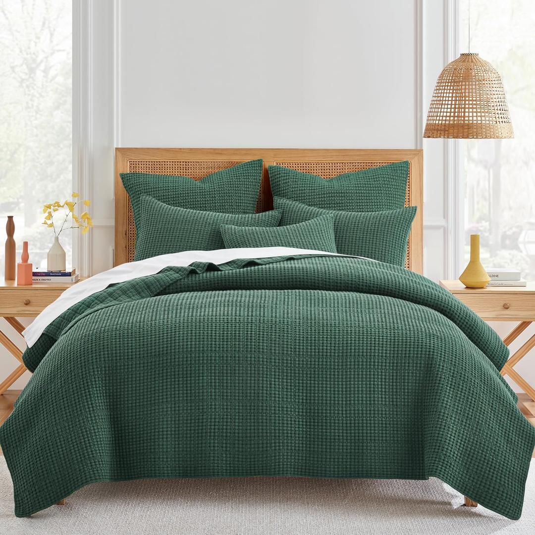 Levtex Home Mills Waffle Full/Queen Quilt Set (88x92in) with 2 Pillow Shams (26x20in) - Forest Green - 100% Cotton Full/Queen Size Quilt Bedding Set - Lightweight, Soft, Pre-Washed