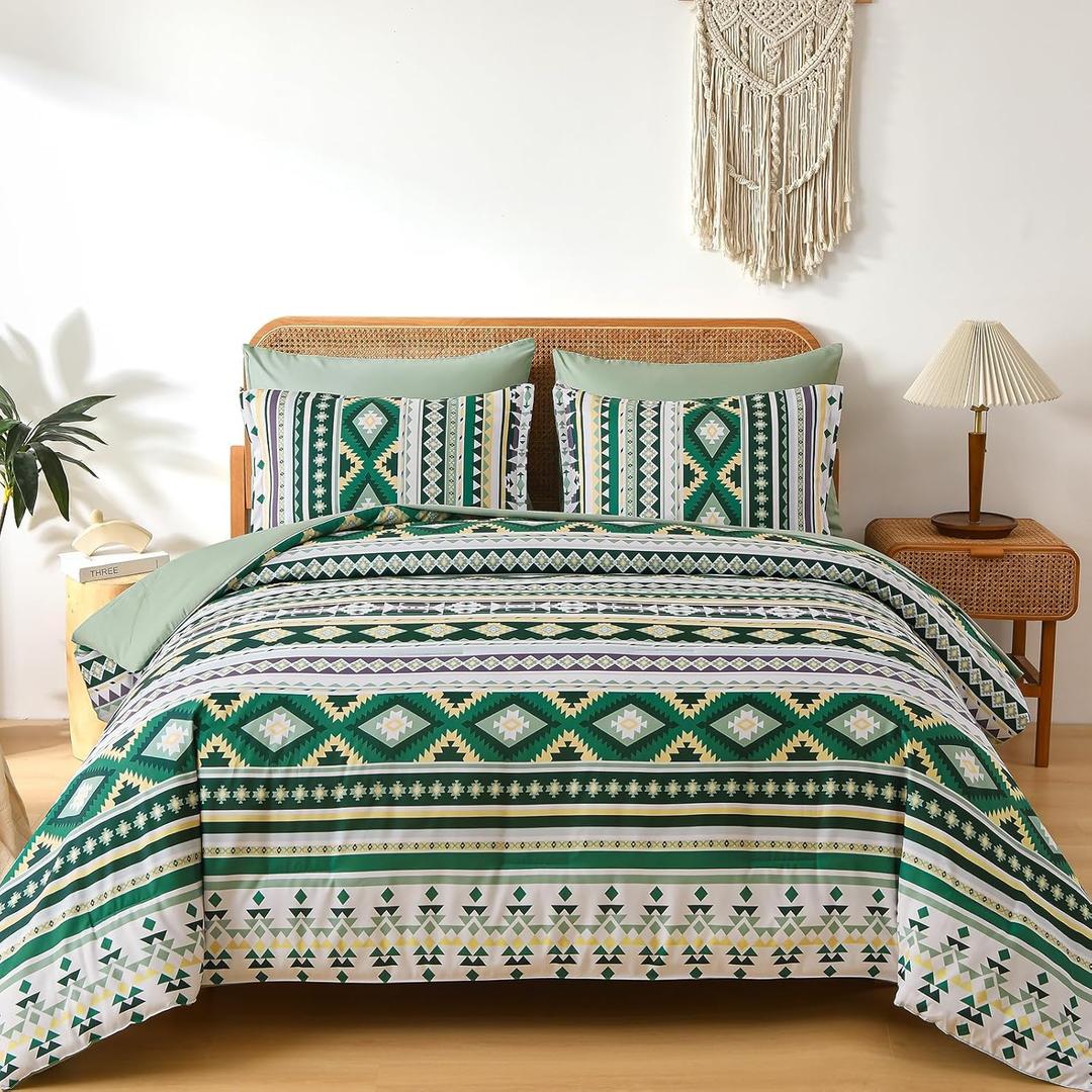 Dinjoy Boho King Size Bed in A Bag 7 Pieces,Warm Green Comforter Set Aztec Striped Bedding Set Bohemian Patchwork Complete Set Comforters with Sheet for Women Men 90"104"