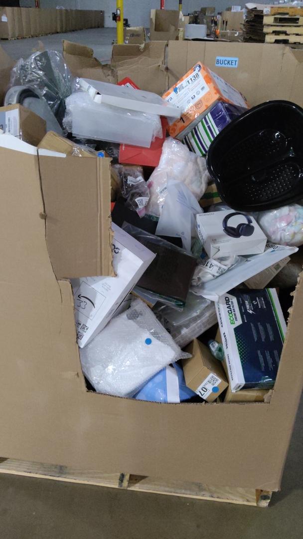Pallet Of Salvage Items