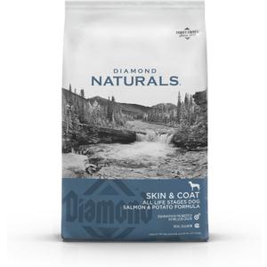 DIAMOND NATURALS Skin & Coat Real Meat Recipe Dry Dog Food with Wild Caught Salmon 30 Pound (Pack of 1) DIAMOND NATURALS Skin & Coat Real Meat Recipe Dry Dog Food with Wild Caught Salmon 30 Pound (Pack of 1)