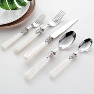 20-piece 18/10 Stainless Steel Vintage Flatware set With White Handle,Sliverware set Service for 4,Dishwasher safe (20, Pearl White)