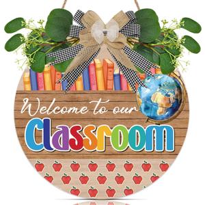 3D Classroom Door Sign,Welcome to Our Classroom Wreath,Teacher Door Sign,Welcome Back to School Decor Apple Book,First Day of School Wall Decoration for Kindergarten Preschool Playroom (Colourful & Light Brown)