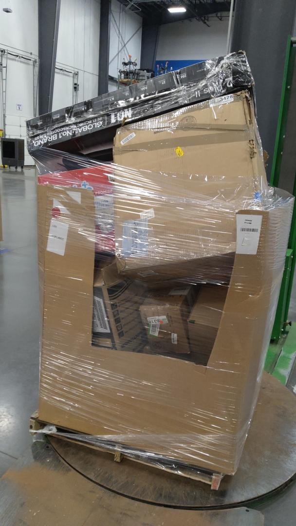 Pallet of Salvage Items