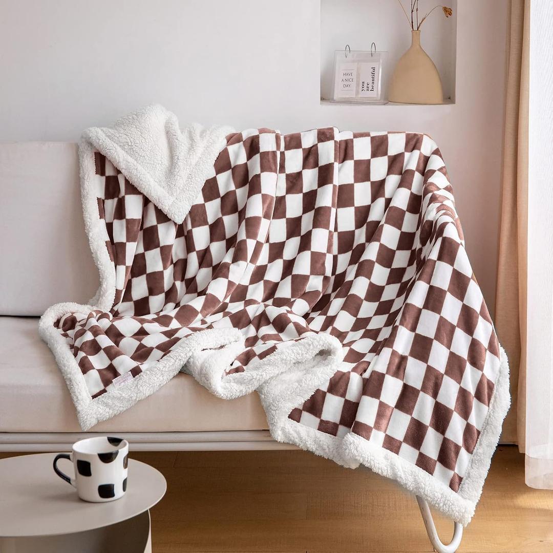 LOMAO Sherpa Throw Blanket Fleece Blanket with Checkered Pattern Soft Thick Blanket for Couch, Bed, Sofa Luxurious Warm and Cozy for All Seasons (Coffee, 51"x63")