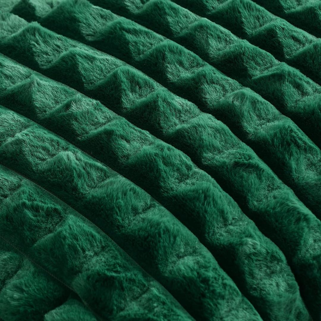 Emerald Green Decorative Throw Pillow Covers 18x18 Inch Set of 2,Square Cushion Case,Fluffy Faux Rabbit Fur Plaid & Soft Velvet Back,Modern Home Decor for Couch Bed