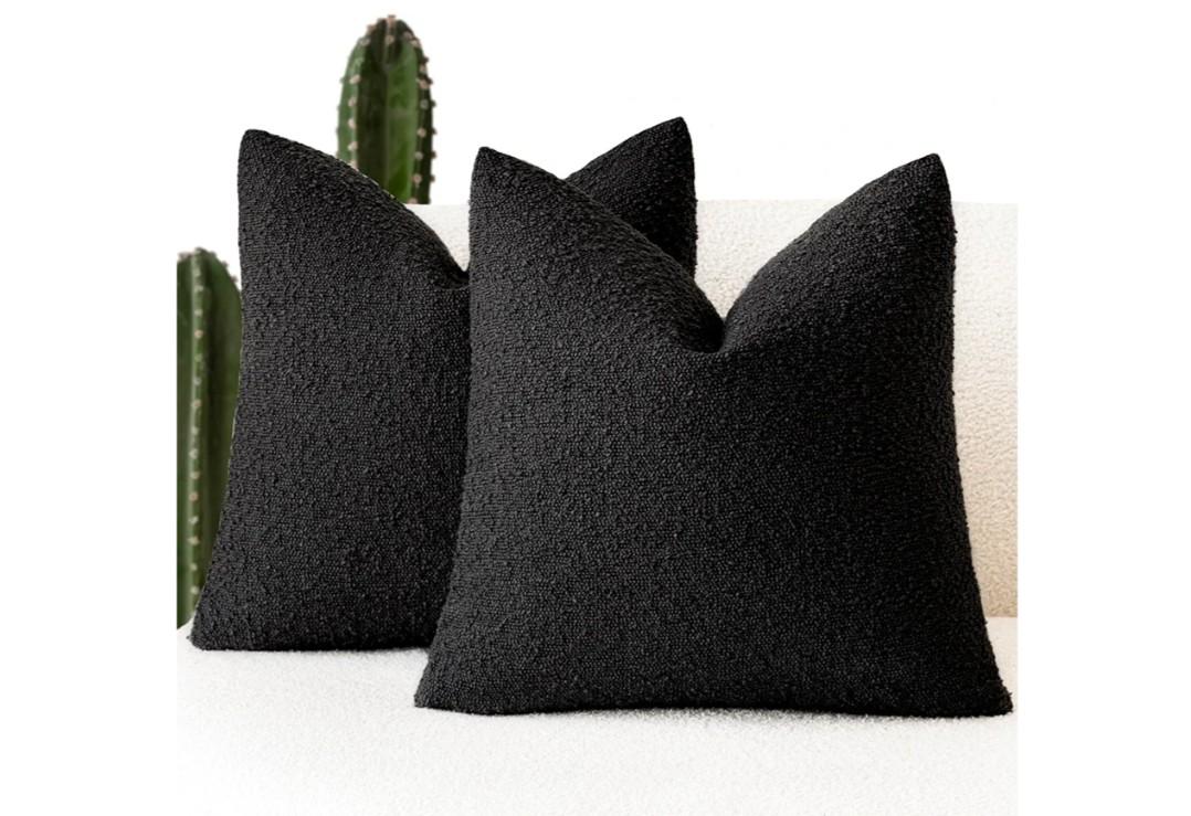 Foindtower Set of 2, Decorative Textured Boucle Throw Pillow Covers Accent Solid Pillow Cases Neutral Soft Cozy Couch Cushion Case for Chair Sofa Bedroom Living Room Home Decor