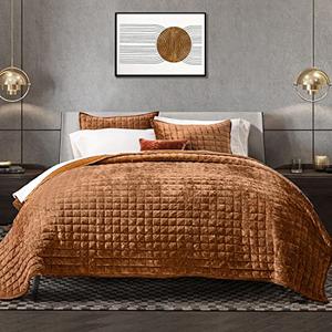 RECYCO Luxury Velvet Quilt Set Full Queen Size Bedding Sets, Ultra Soft Velvet Comforter Set, Lightweight Oversized Bedspread Quilted Coverlet for All Season, with 2 Pillow Shams, Rusty Burnt Orange