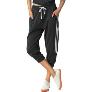 SPECIALMAGIC Women's Capri Pants Cropped Joggers with Pockets Elastic Waist Drawstring Capri Sweatpants (X-Large, Black)