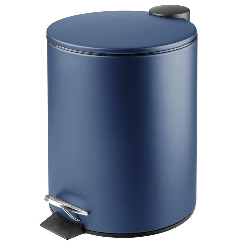 mDesign Metal 1.3 Gallon/5 Liter Round Step Trash Wastebasket, Garbage Container Bin with Lid for Bathroom, Powder Room, Bedroom, Kitchen, Craft Room, Office - Removable Liner Bucket - Navy Blue