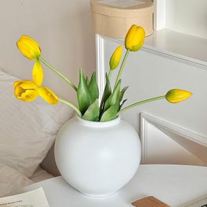White Ceramic Flower Vase, Decorative Round Vase for Table Shelf Centerpieces Kitchen Living Room Bedroom, Matte White