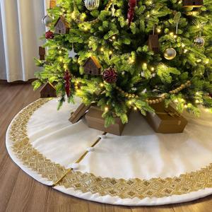 Starry Dynamo 72-Inch Venetian Gilded Velvet Christmas Tree Skirt with Gold Embellished Border, Foam-Padded, Button Closure, Ivory