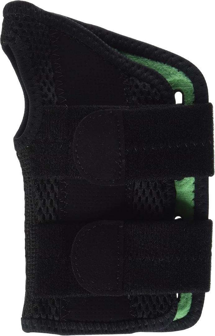 Mueller Sports Medicine Mueller Green Fitted Wrist Brace Right Hand, 0.212 Lb