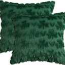 AVOIN colorlife St Patricks Day Shamrock Heart Throw Pillow Covers Set of 2, 18 x 18 Inch Lucky Clover Decoration Green Soft Plush Faux Fur Jacquard Pillow Case for Bedroom Sofa Couch