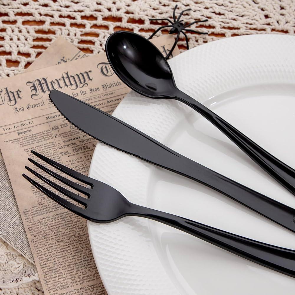 180 Pieces Black Silverware Cutlery Disposable - Plastic Flatware Set 60 Forks, 60 Knives and 60 Spoons - Heavy Duty Black Plastic Cutlery - Disposable Utensils for Halloween Party, Wedding