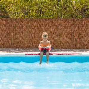 Brown 6FT X 16.4FT Reed Fencing Roll, Balcony Privacy Reed Shade Bamboo Fencing Garden Fence Border, Wind Block Sunshade Fence Screen for Outdoor Yard Patio Flower Bed Edge