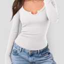 REORIA Womens Long Sleeve Scoop V Neck Shirts Ribbed Knit Slim Fitted Tops Trendy 2025 Fall Basic Tees Going Out Blouse (M)