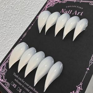 Handmade Cat Claw Press on Nails Medium Curved Stiletto Fake Nails, Reusable Cat Claw Nail Tips, Unique Eagle Claw Acrylic Nails for Women Girls Daily Cosplay Party Nail Art(M)