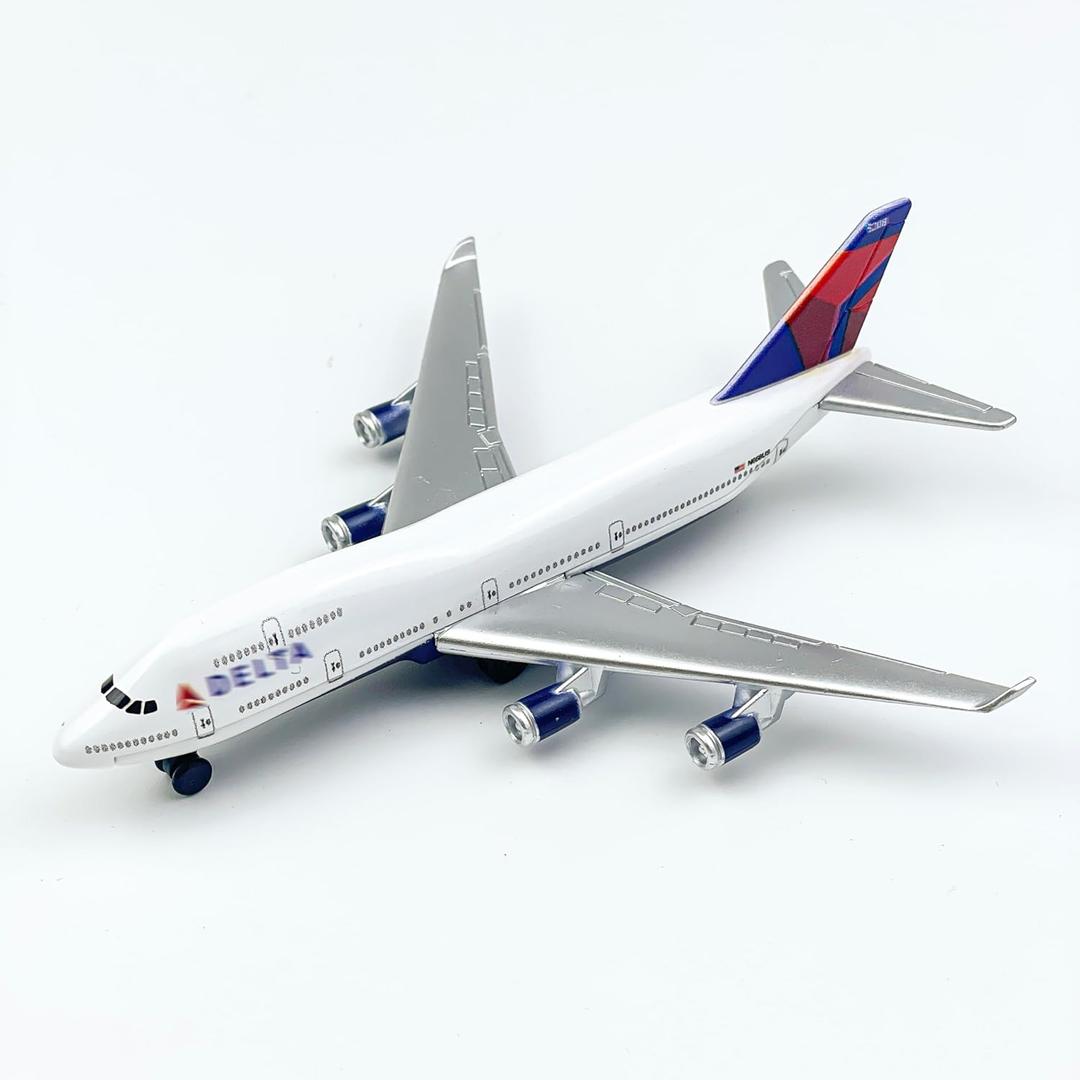 Airplane Model, Delta 747 Aircraft Die-cast Metal Planes Suitable for Collection and Desktop Decor