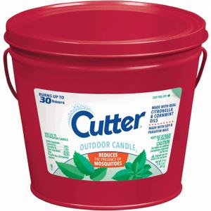 Cutter Candle, Outdoor Soy Wax Candle Made with Real Citronella Oil and Cornmint Oil Reduces The Presence of Mosquitoes with A Light, Fragrant Citronella and Mint Scent, 17 Ounces