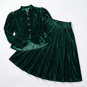Green Victorian-style suit 2-piece velvet set, L