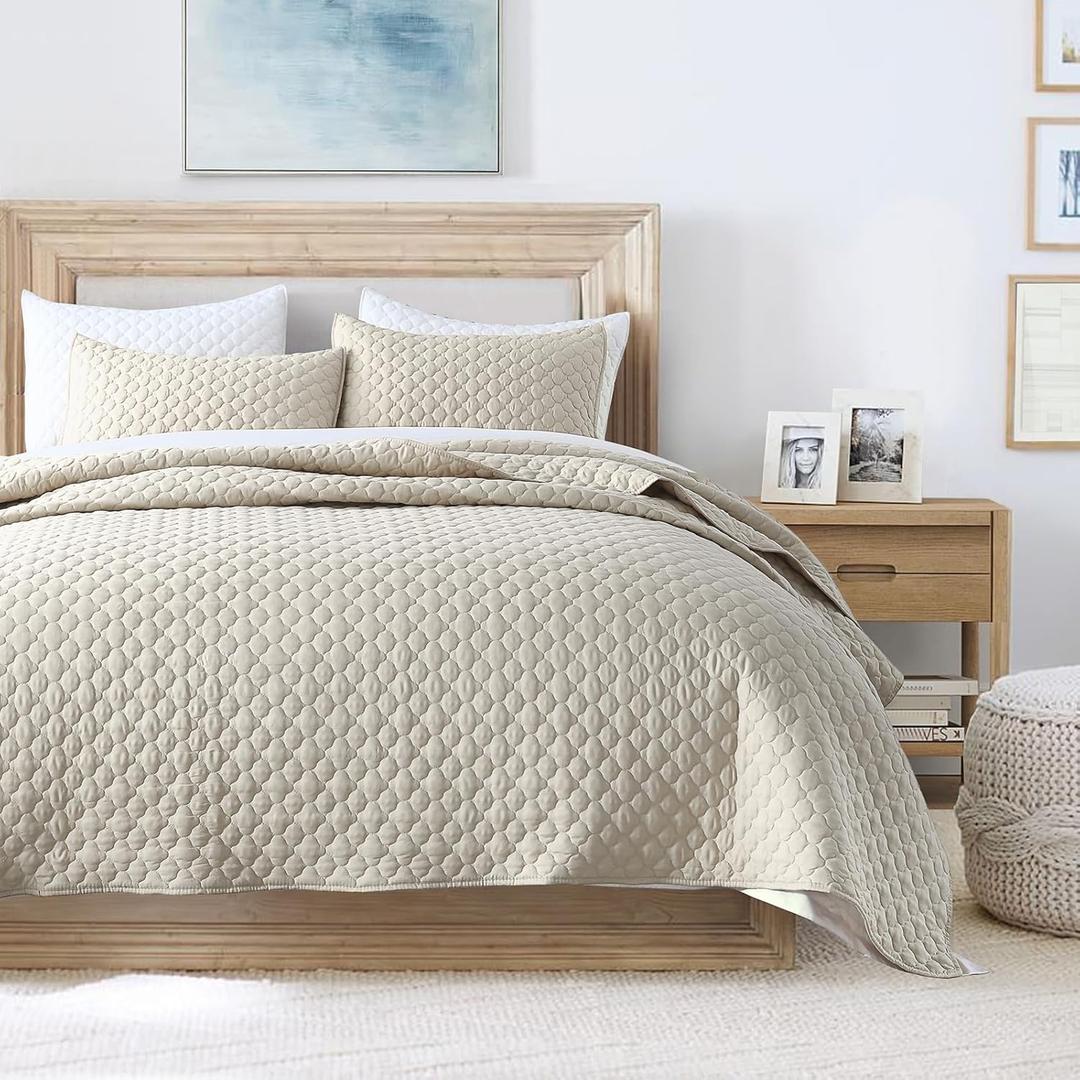 HORIMOTE HOME Quilt Set King Size Beige Bedspread, Modern Style Quilted Clouds Pattern Soft Coverlet Set Lightweight Microfiber Quilted Bedspread for All Season (King( 106" x 96"))