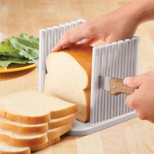 ORIONE Adjustable Toast Slicer/Cutting Guide for Homemade Bread, Plastic Bread Slicer Loaf for Slicing Bread Foldable Kitchen Baking Tools (White)