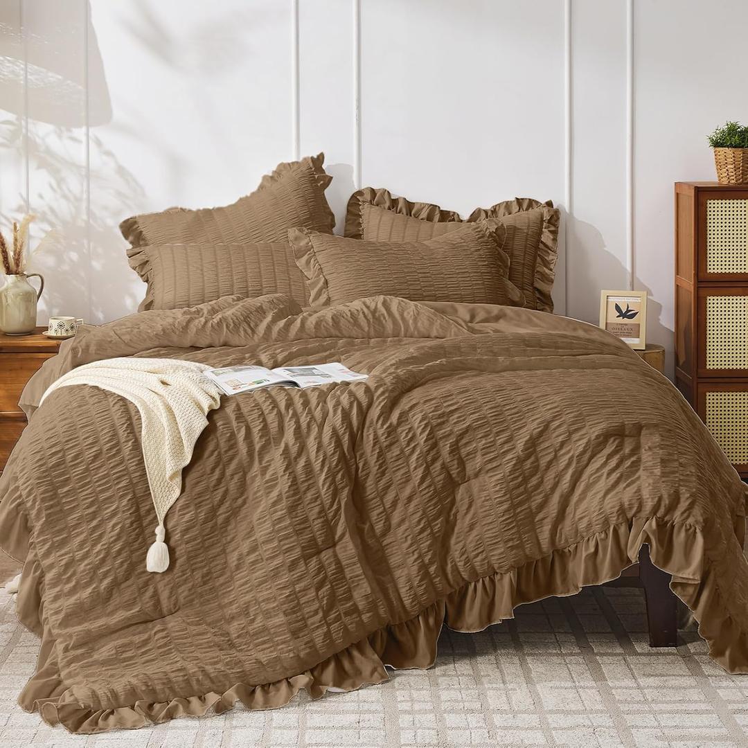 JOLLYVOGUE Queen Comforter Set, 3 Pieces Oak Brown Seersucker Comforters Queen Size, Lightweight & Fluffy Bedding Sets for All Season with 1 Ruffle Comforter and 2 Ruffle Pillowshams