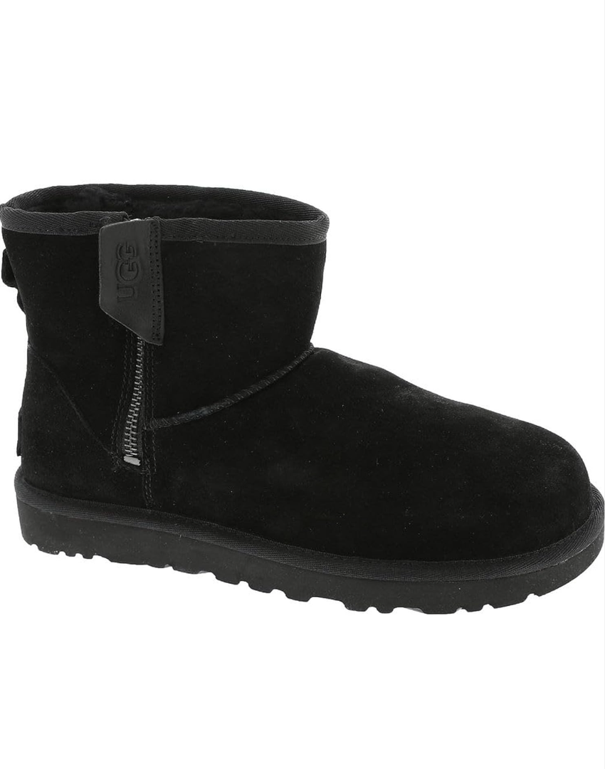 UGG Women's Classic Mini Bailey Zip Boot
 10