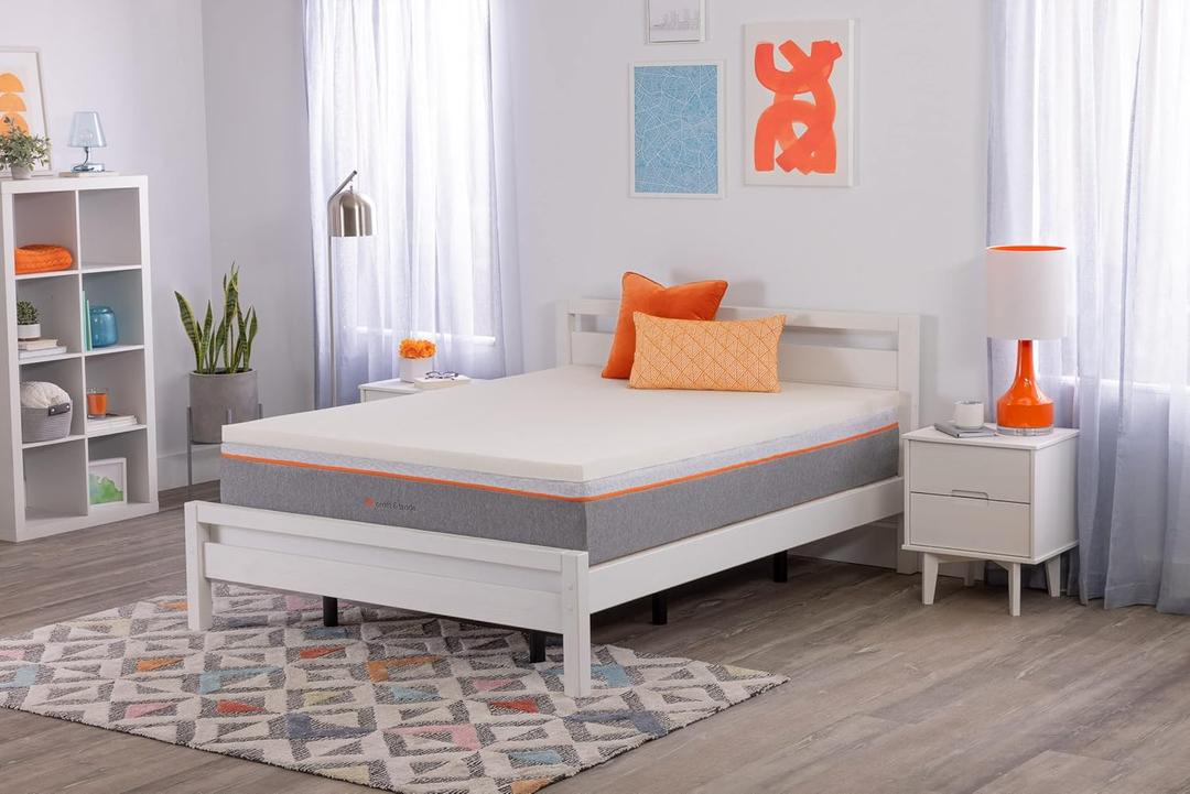 Craft & Trade CopperGel Cooling Pressure-Relieving Memory Foam Mattress Topper, 2-Inch, Queen