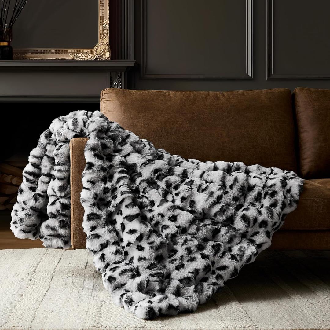 WDCOZY Cheetah Leopard Print Bubble Throw Blanket, Luxury Faux Rabbit Fur Mink Plush Throw for Couch, Sofa and Bed, Soft Fluffy Fuzzy Cozy Blanket for Women, 60x80 inches, Grey, 950 GSM
